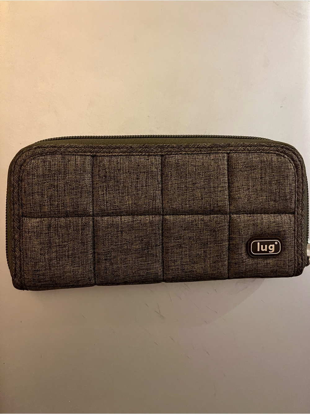 Lug Quilted Zip Wallet - Brown (heathered)